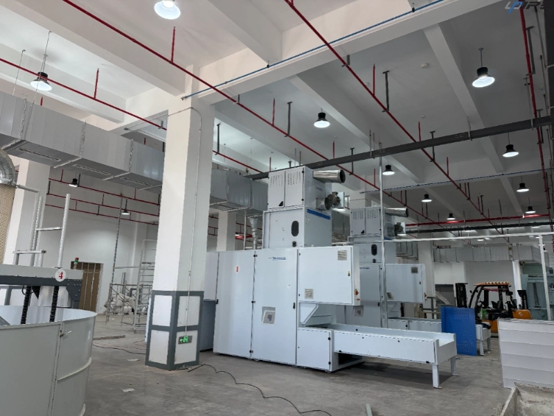 Hệ thống ống khí nén công nghiệp màu xanh